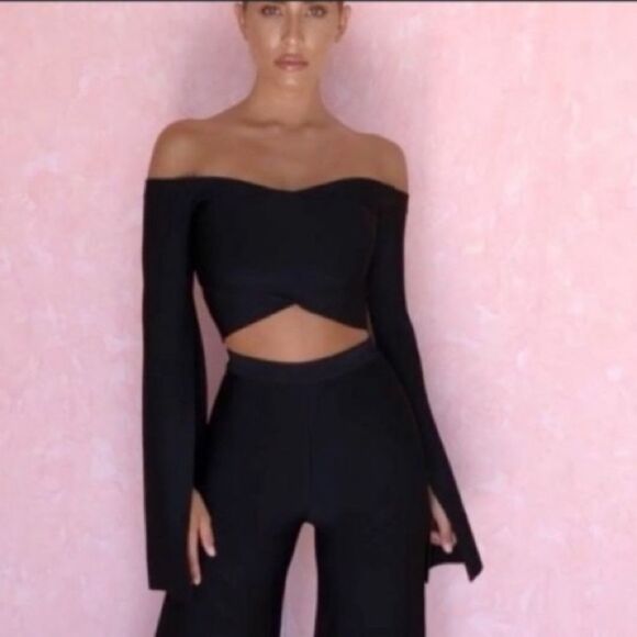 HOUSE OF CB Crop Top Off Shoulder Bandage Flare Slit Sleeves Black Size XS - Picture 1 of 10